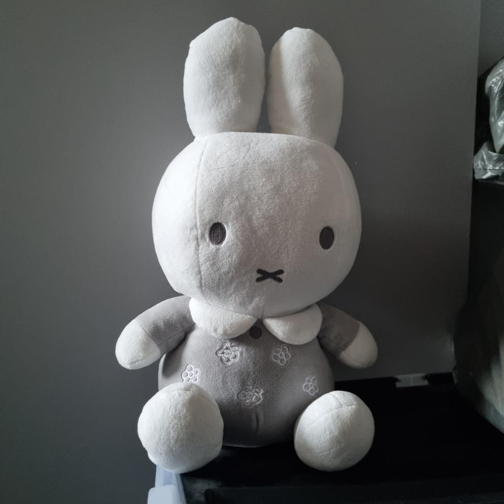 Nijntje knuffel grijs met bloemetjesjurk, Gebruikt, Overige merken, Grijs, Konijn