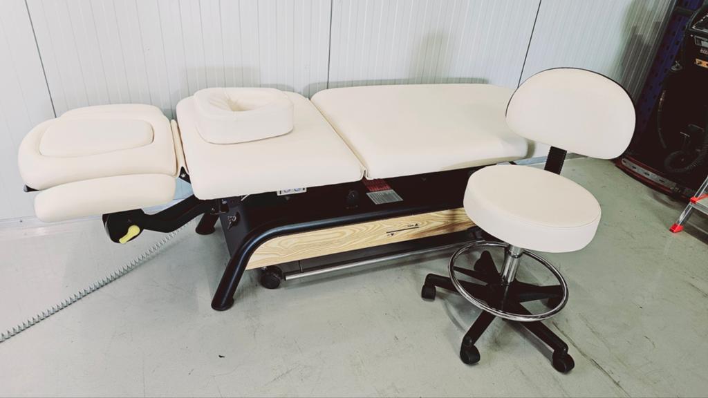 Massagetafel elektrisch NIEUW, Sport en Fitness, Massageproducten, Ophalen of Verzenden, Nieuw, Massagetafel