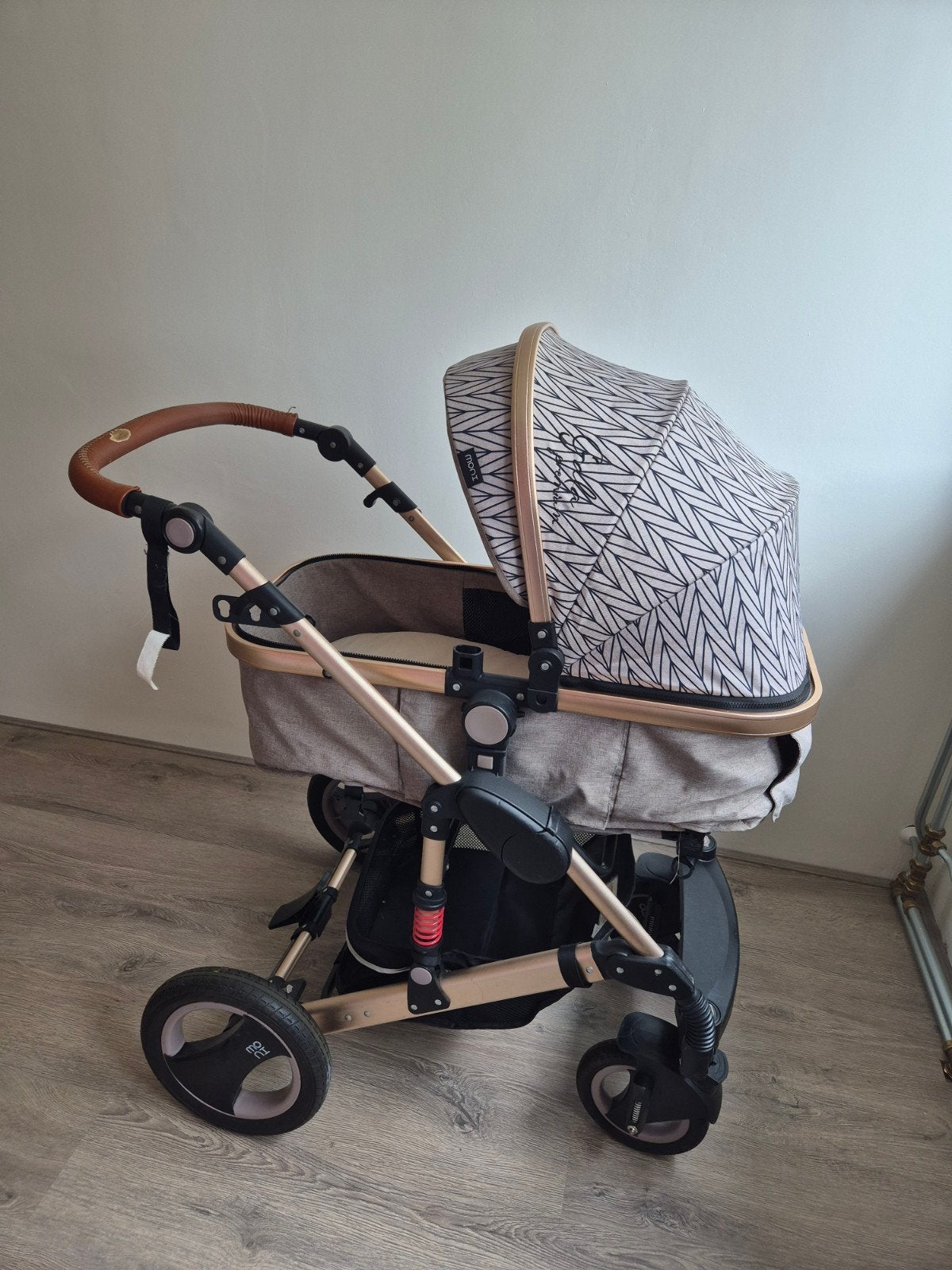 Moni Kinderwagen met Maxi-Cosi, Gebruikt, Luchtbanden, Combiwagen, Ophalen