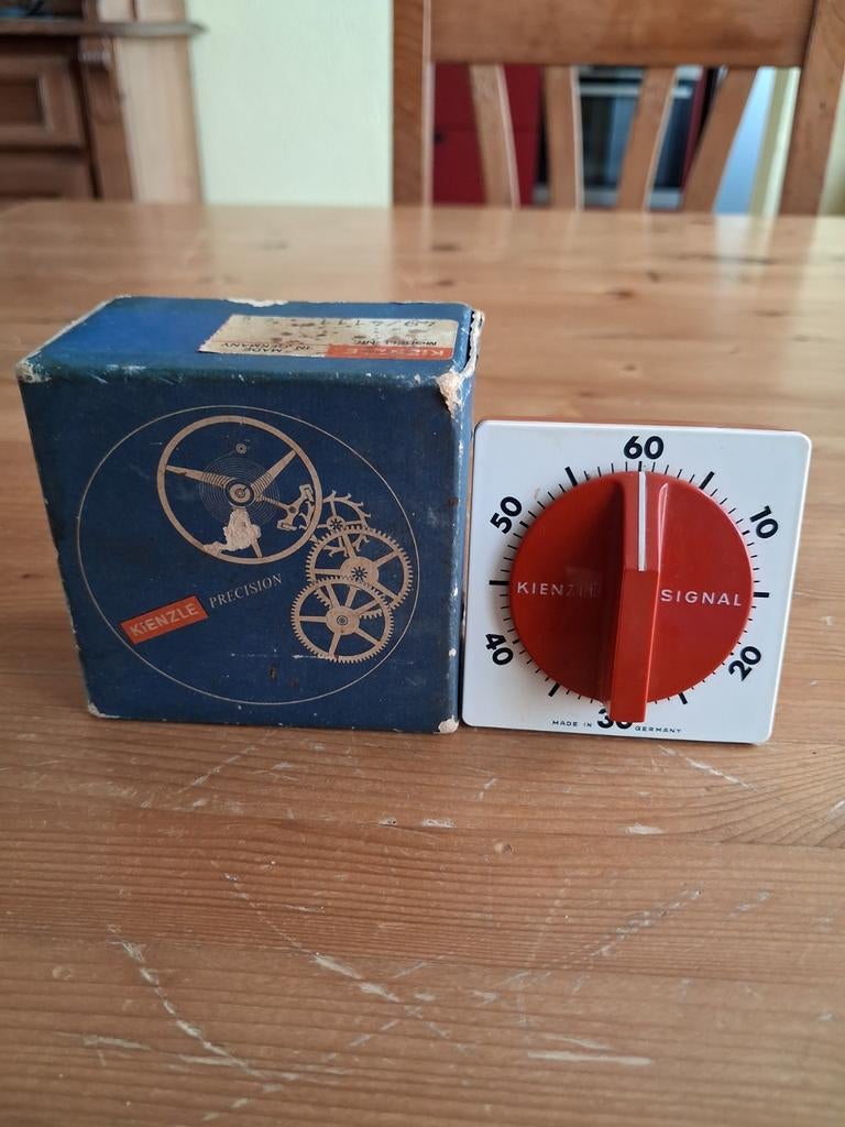 Kookwekker uit de jaren 60, Ophalen of Verzenden