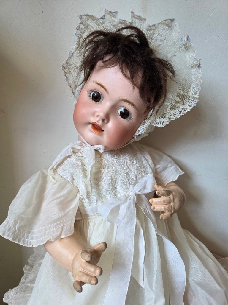 Antieke pop, kestner 257 "baby gloria" in doopjurk, Verzamelen, Ophalen of Verzenden, Gebruikt, Pop