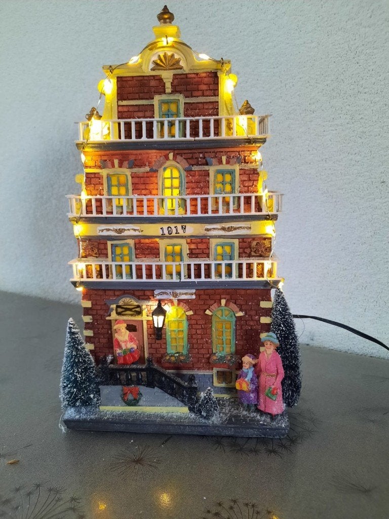 Kersthuisje grachtenpand Intratuin met verlichting & muziek, Diversen, Ophalen of Verzenden, Zo goed als nieuw