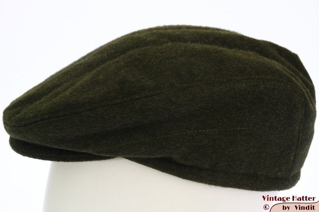 Platte pet Bittner groen loden met oorwarmer 55 en 59 nieuw, 55 cm (S, 6⅞ inch) of minder, Bittner, Nieuw, Ophalen of Verzenden
