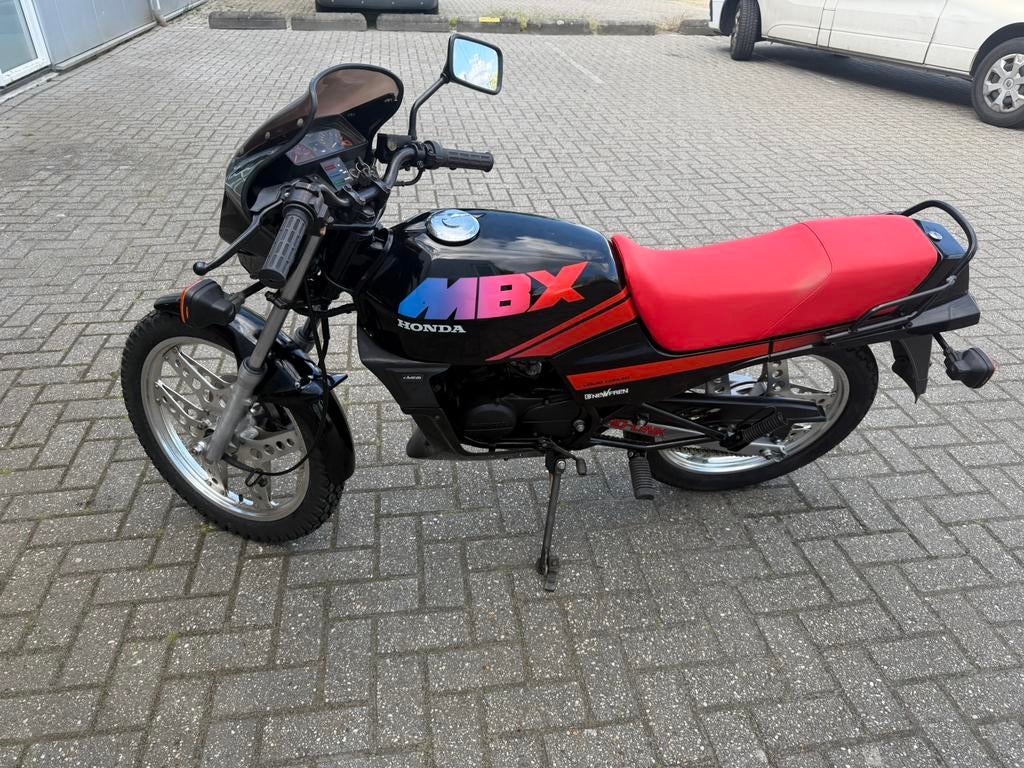 Honda MBX50 AC03 zwitserse uitvoering, Motoren