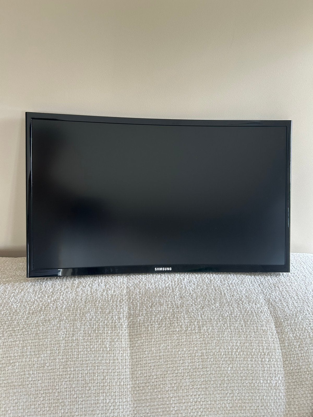 Samsung 24 inch curved monitor C24F390FHR, 3 tot 5 ms, Curved, HDMI, VA