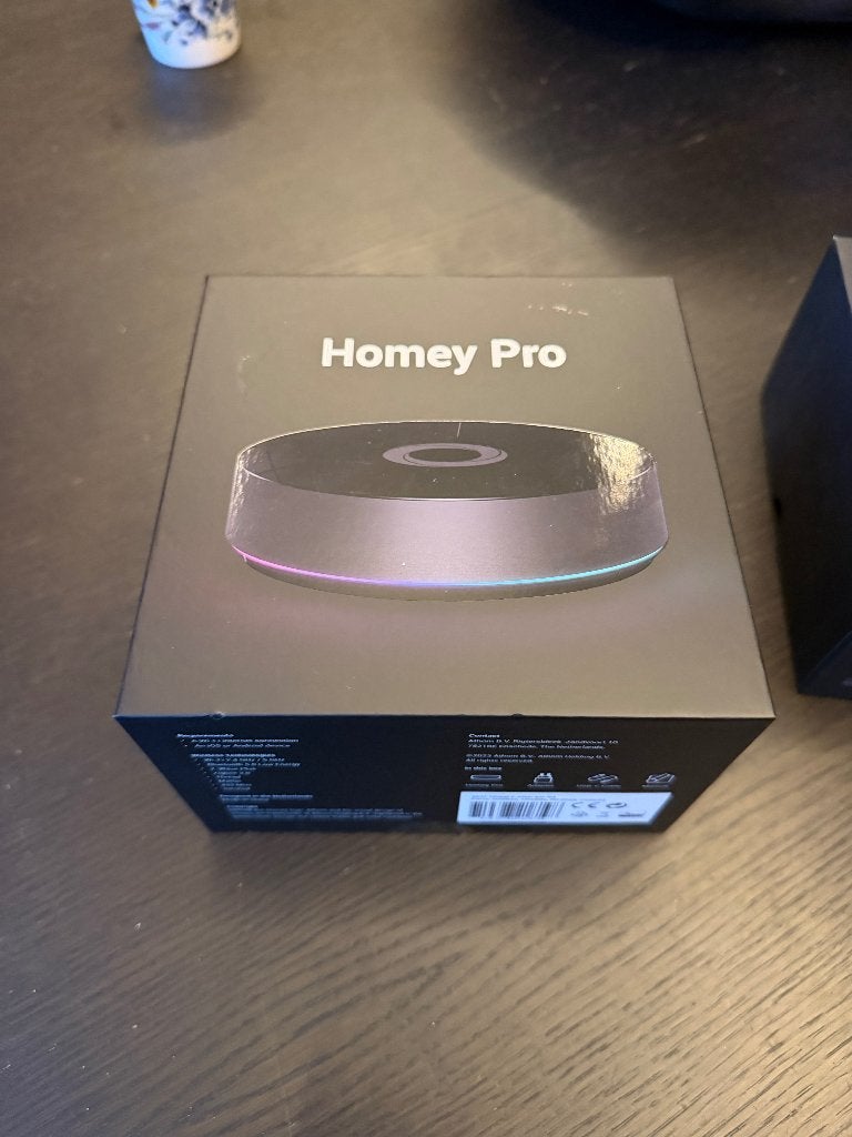 Homey Pro Smart Home Hub - gebruikt in doos (2024), Hobby en Vrije tijd, Ophalen of Verzenden, Nieuw