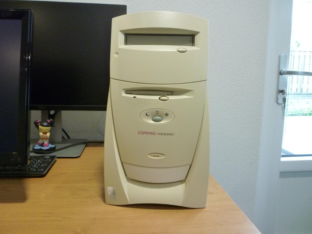 Compaq presario 5176 k6-3D processor., Computers en Software, Vintage Computers, Ophalen