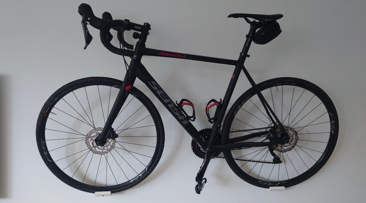 Wielrenfiets muurbeugel wit, Fietsen en Brommers, Ophalen of Verzenden, Zo goed als nieuw