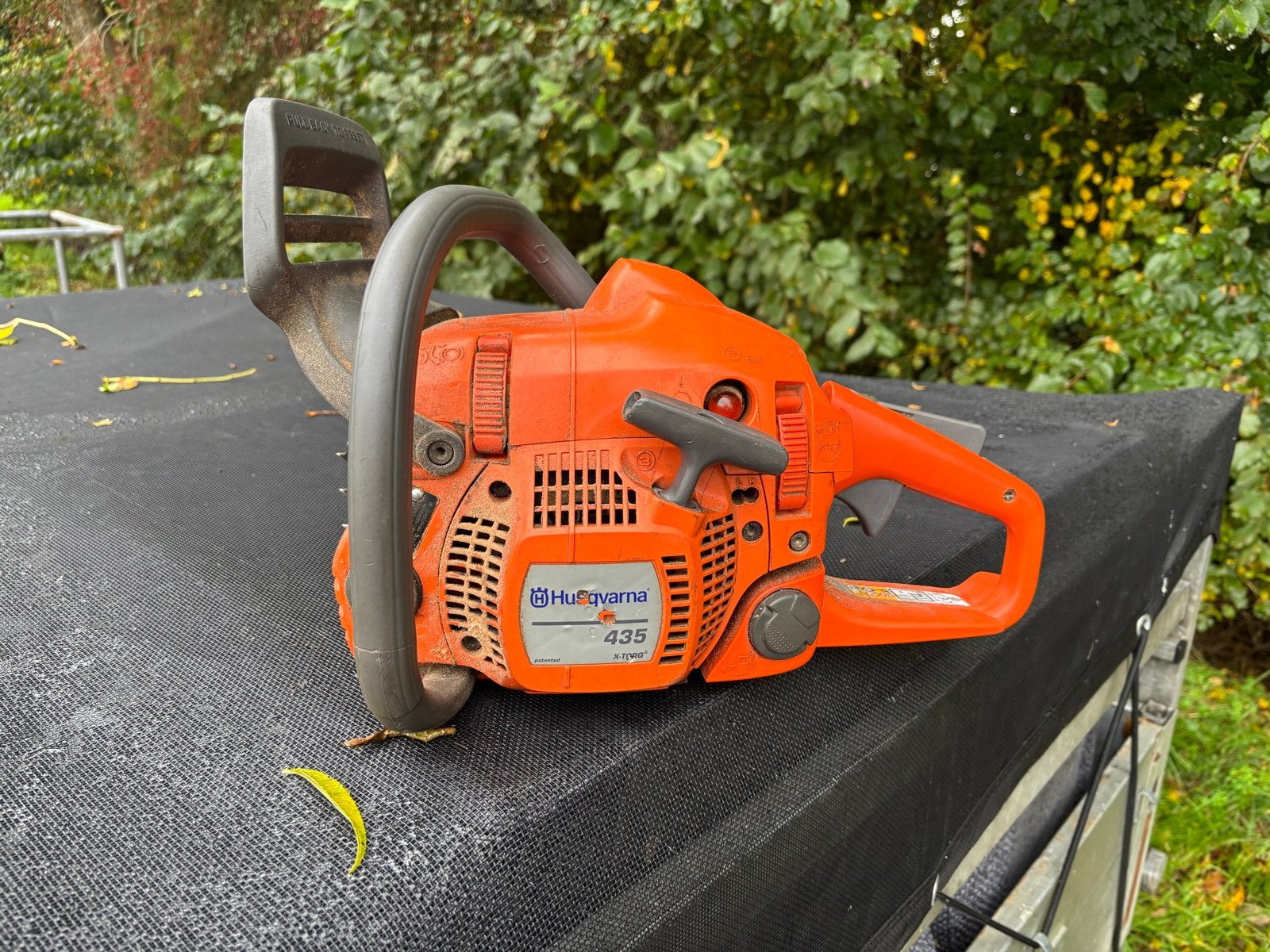 Husqvarna 435 Kettingzaag - Gebruikt, Tuin en Terras, Handzagen, Gebruikt, Boomzaag, Ophalen of Verzenden