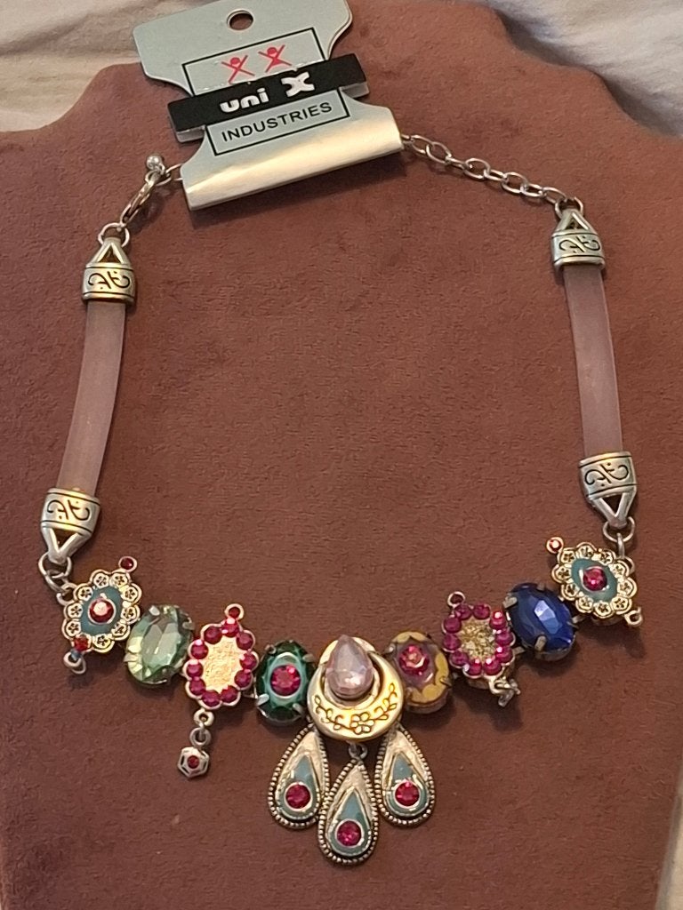 Super aparte choker, Ophalen of Verzenden, Zo goed als nieuw, Overige kleuren, Overige materialen