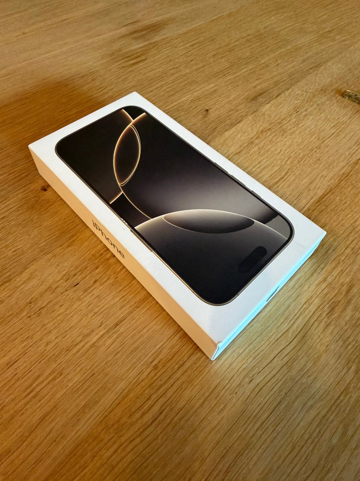 Iphone 16 Pro-Natural Titanium-256GB