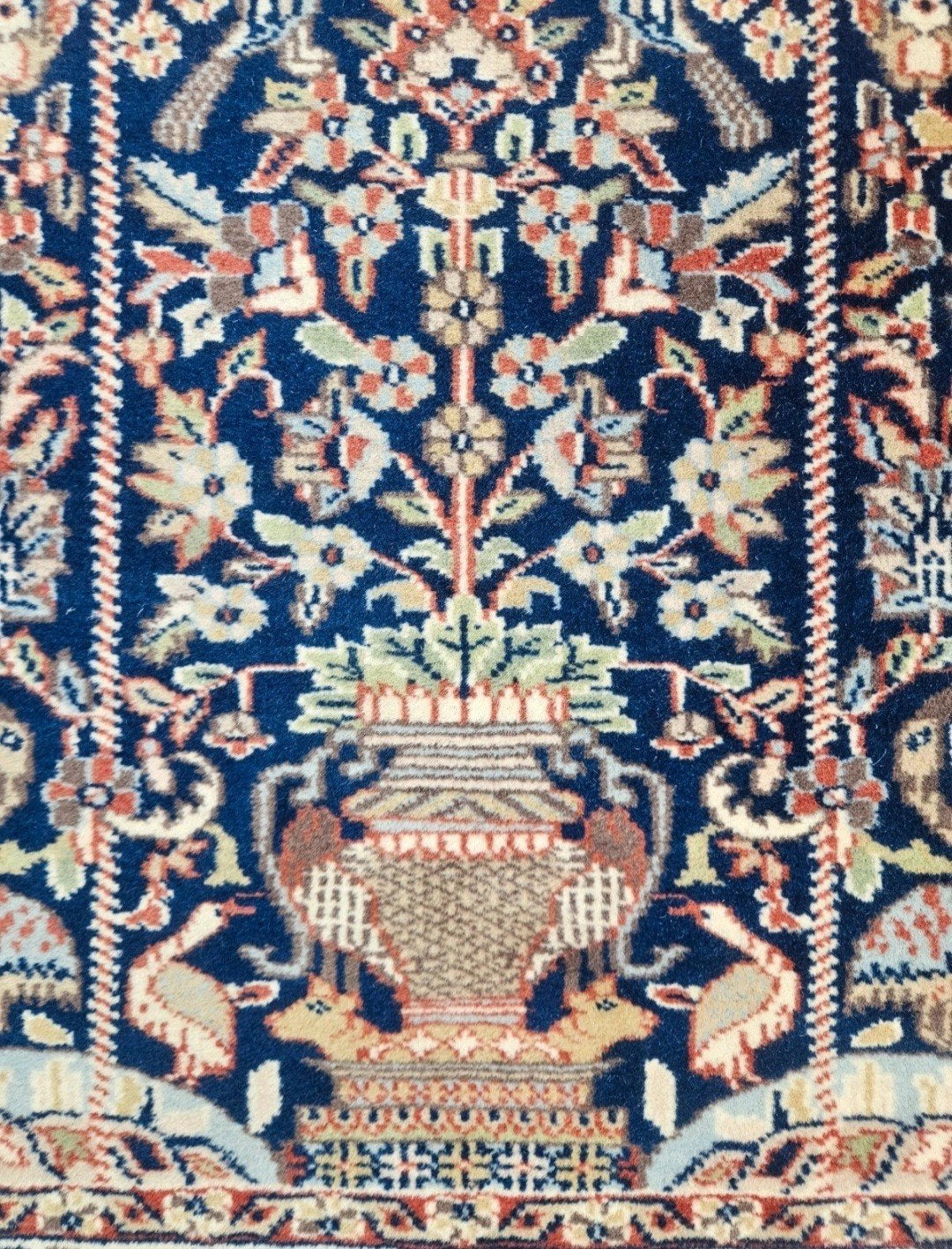 Handgeknoopt oosters wol Paradise tapijt blue 94x160cm, Crème, Persian, Perzisch, vintage, oosters, hype, Www.hypepopup.nl, Zo goed als nieuw