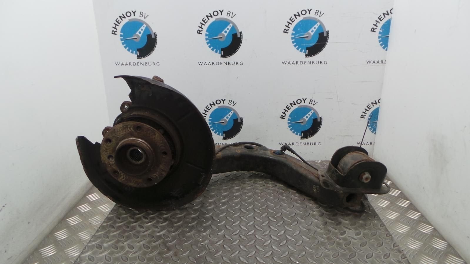 BMW 3 SERIES DRAAGARM ONDER RA 2003, Ophalen of Verzenden, Gebruikt, ARN erkend
