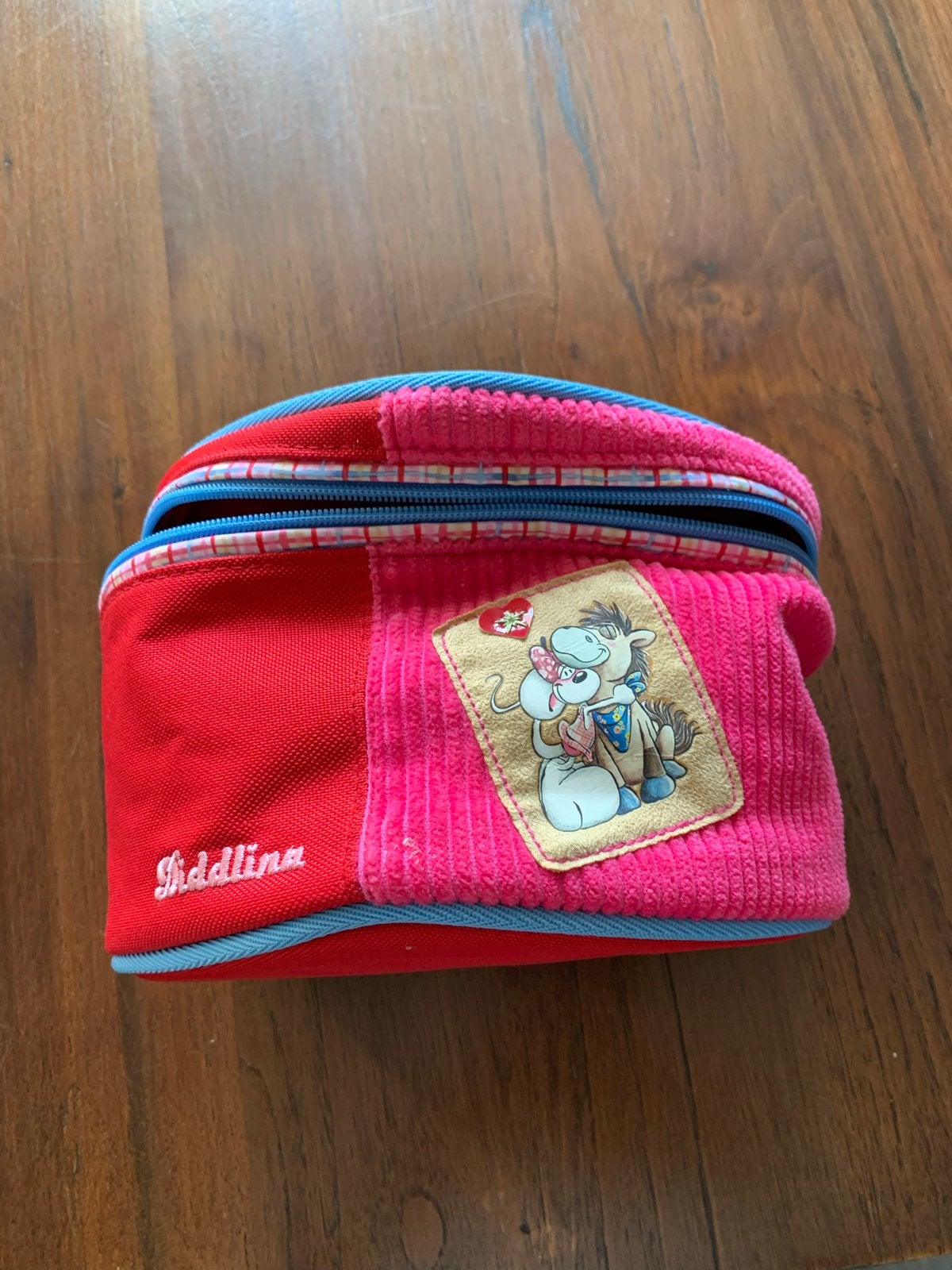 Leuke Siddlina etui/pennenzak in hartvorm, Ophalen of Verzenden, Zo goed als nieuw