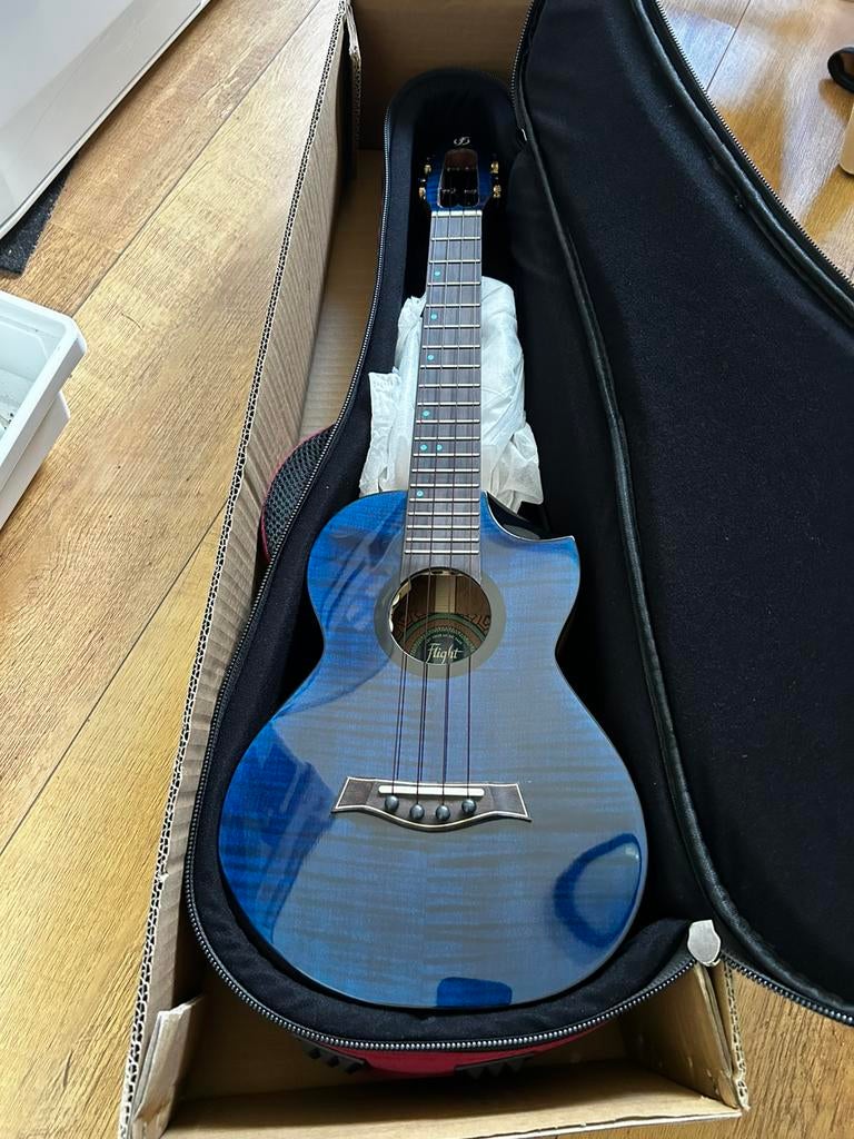 Flight comet/songbird tenor ukulele, Muziek en Instrumenten, Snaarinstrumenten | Overige, Ophalen of Verzenden, Gebruikt, Ukelele