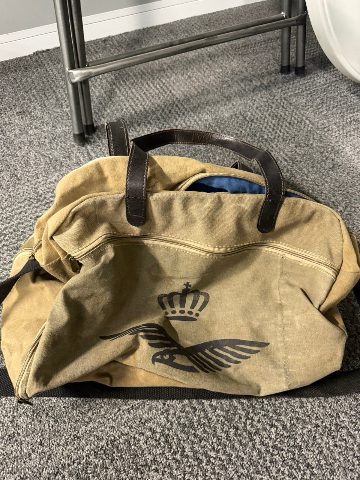 Unieke Koninklijke Luchtmacht weekendtas | Limited Edition, 40 tot 60 cm, 20 tot 30 cm, Beige, Ophalen of Verzenden