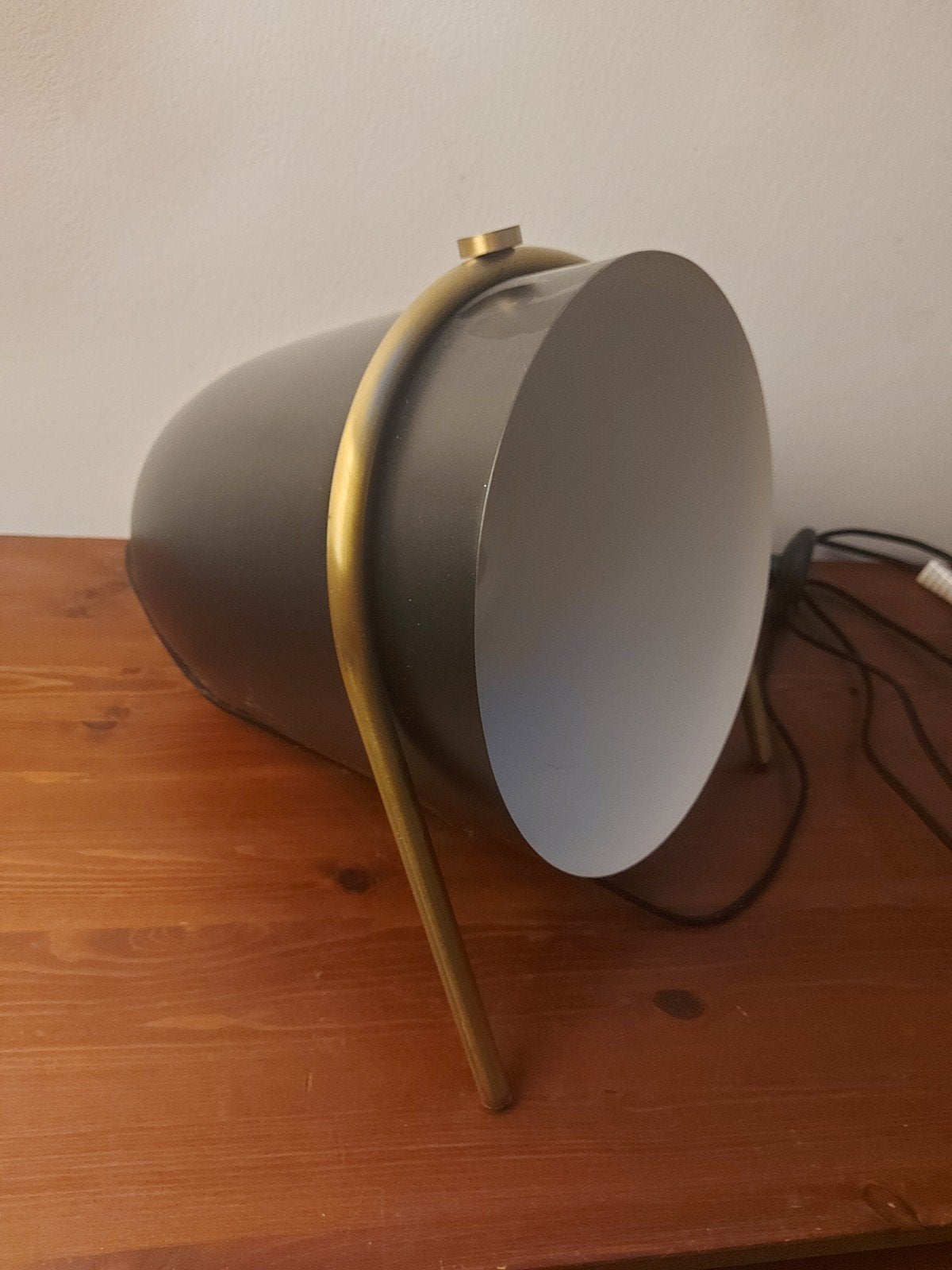 Moderne tafellamp - Zwart met gouden accenten, Overige merken, Zo goed als nieuw, Zwart, Modern