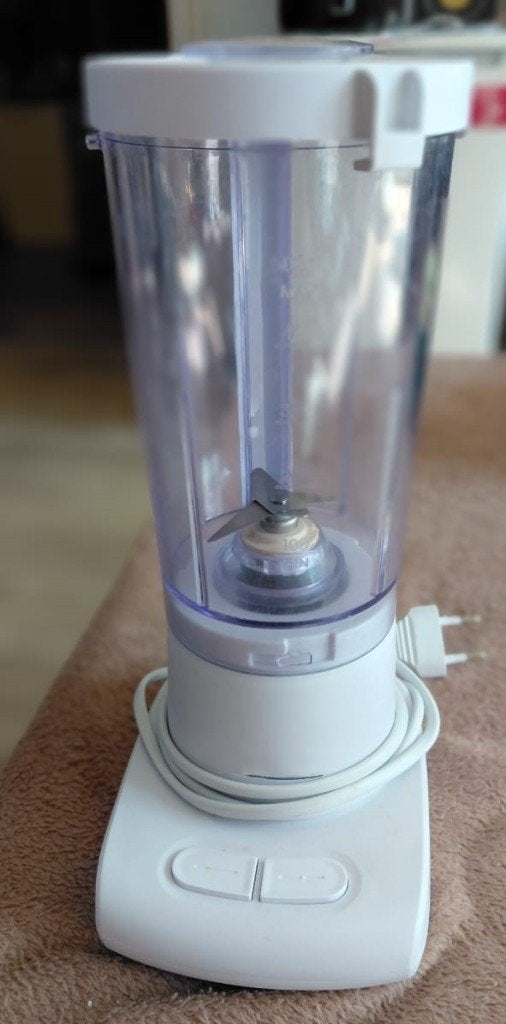 Compact Mini Blender – Small Size, Ophalen of Verzenden, Zo goed als nieuw, Blender