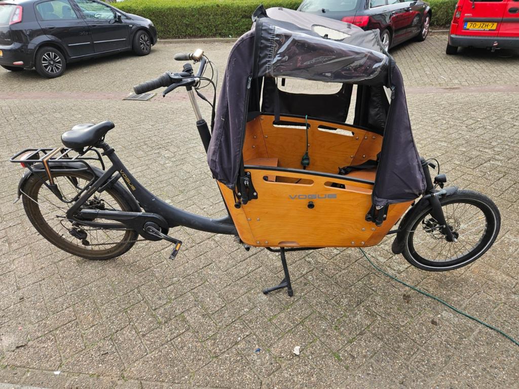 Bakfiets elektrische., Fietsen en Brommers, Ophalen, Zo goed als nieuw, 4 kinderen of meer