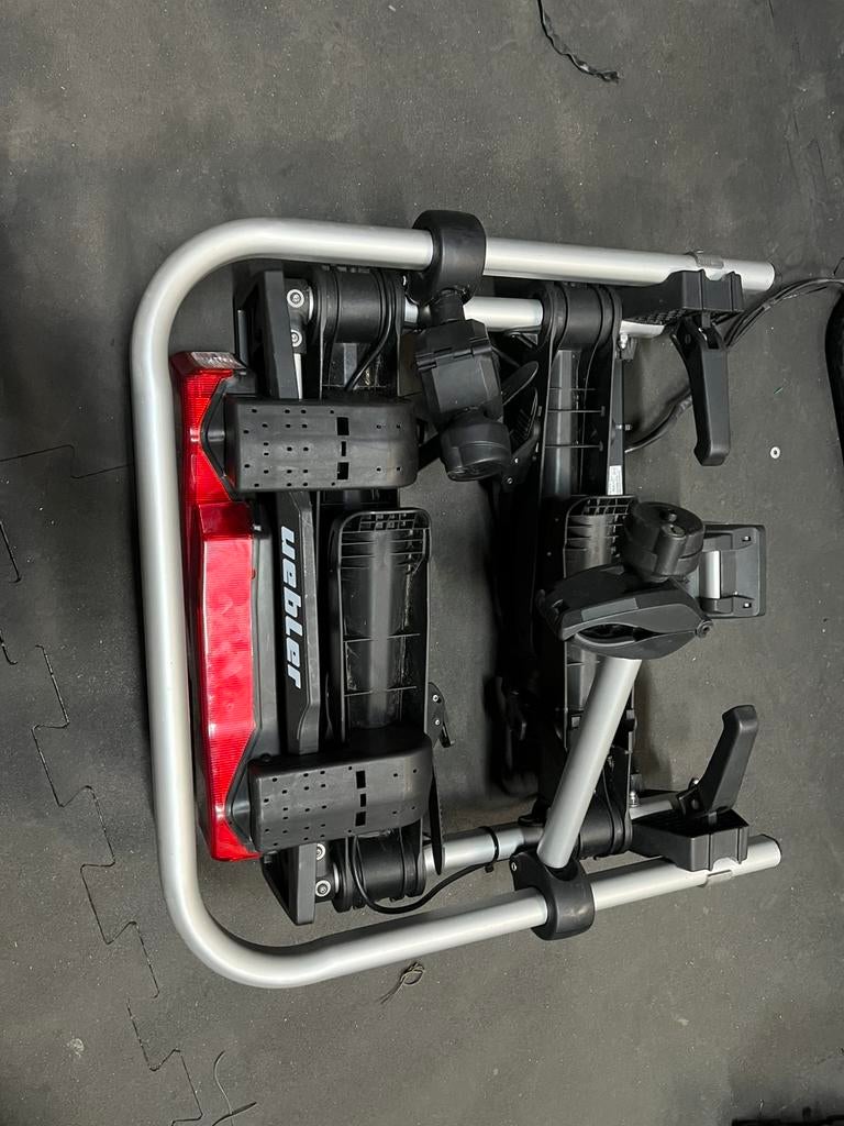 Uebler F24 fiestendrager voor 2 ( elektreische) fiesten, Ophalen, Gebruikt, Elektrische fiets, 2 fietsen