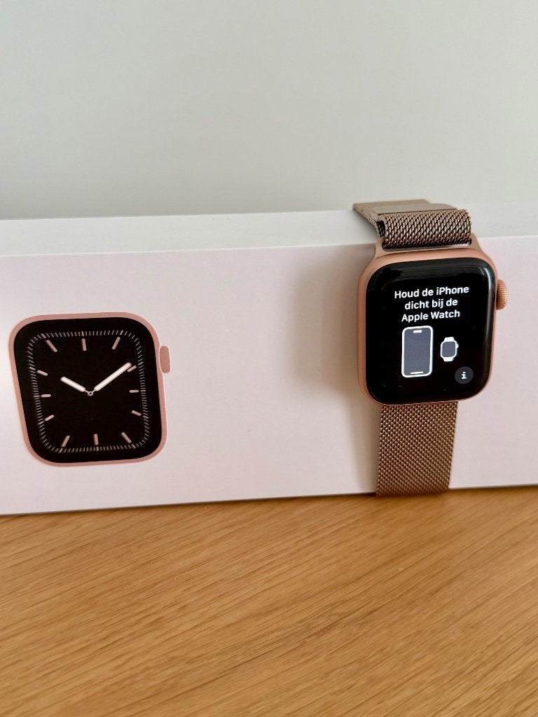 Apple Watch Series 5 – Rose Gold 40mm – Battery 100%, Apple Watch ⌚️, IOS, Ophalen of Verzenden, Zo goed als nieuw