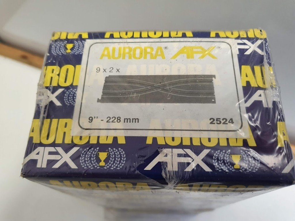 Slotcar Aurora AFX 2524 baanstuk 228mm “criss-cross”, Overige merken, Racebaan, Zelf te bouwen, Nieuw