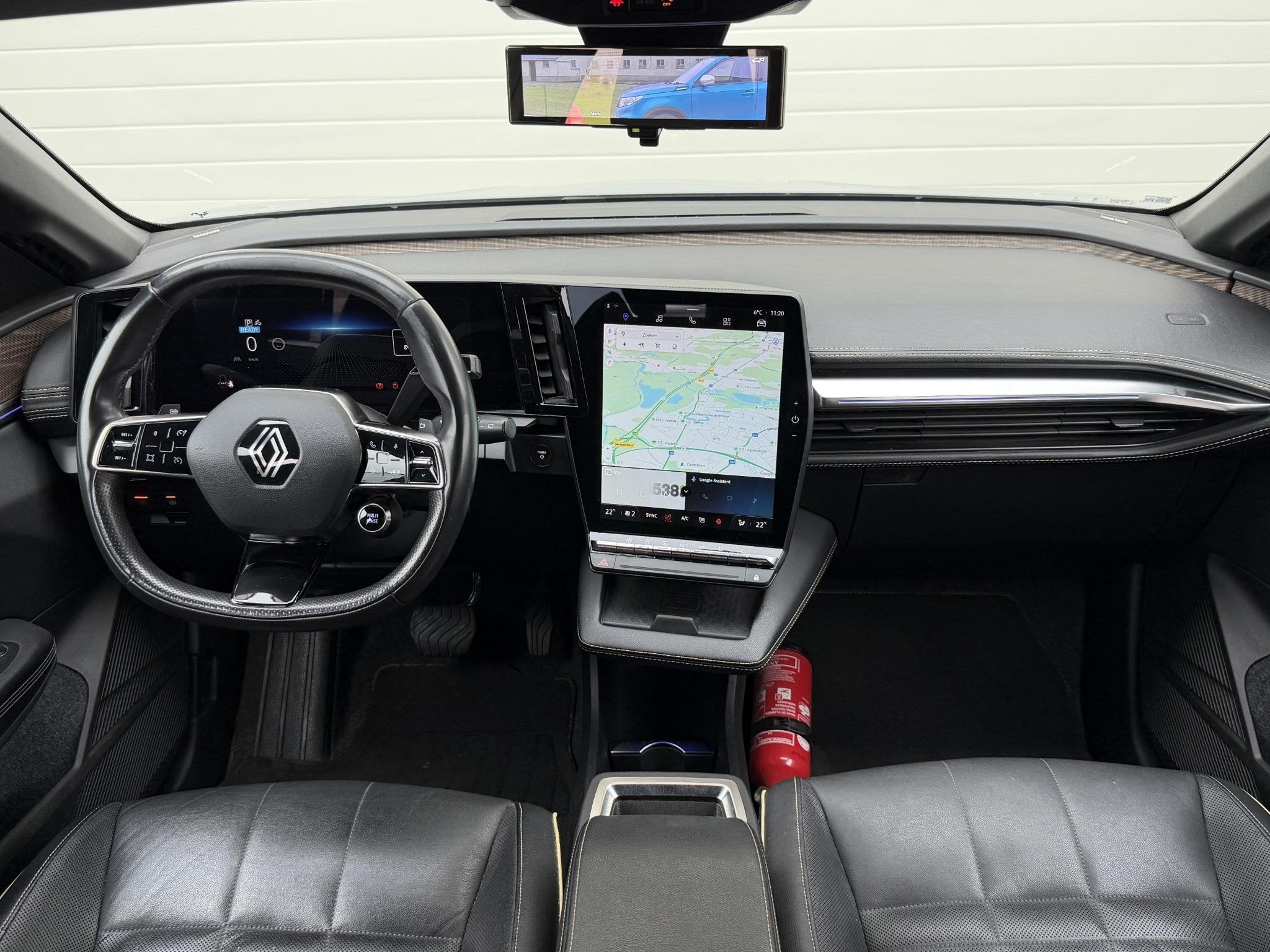 Renault Megane E-Tech EV60 Optimum Charge 220 Iconic / SOH 9, Auto's, Dealer onderhouden, 33 min, 900 kg, Hatchback