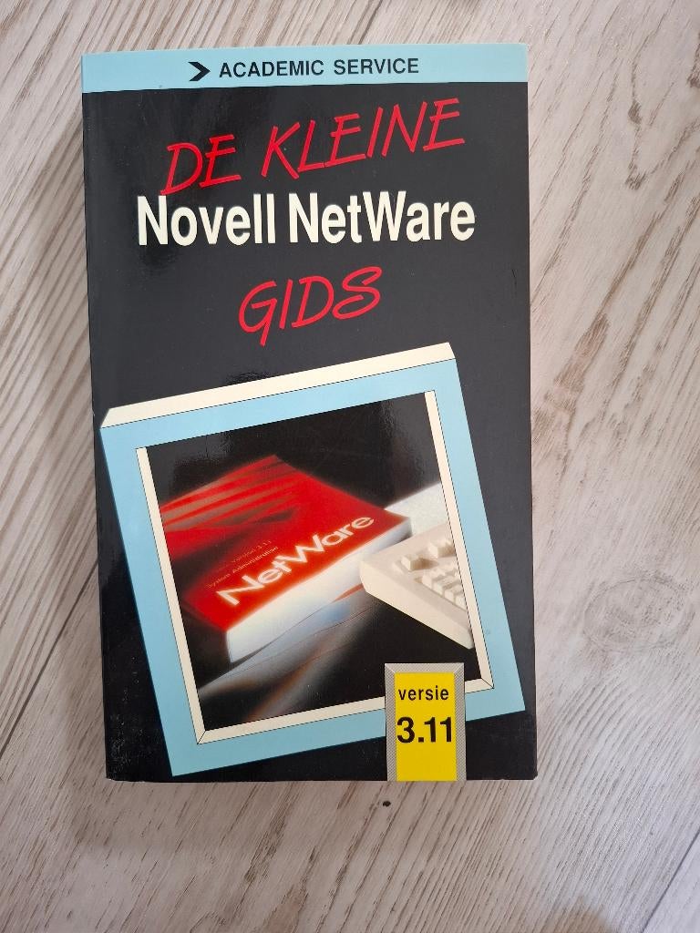 De kleine Novell Netware gids versie 3.11 (origineel), Ophalen of Verzenden, Nieuw, Besturingssystemen