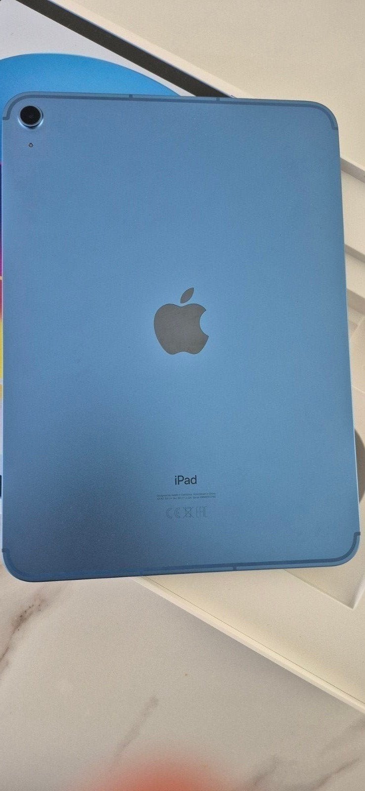 iPad 2022 Wifi + 5G + case, Ophalen of Verzenden, Zo goed als nieuw, 11 inch