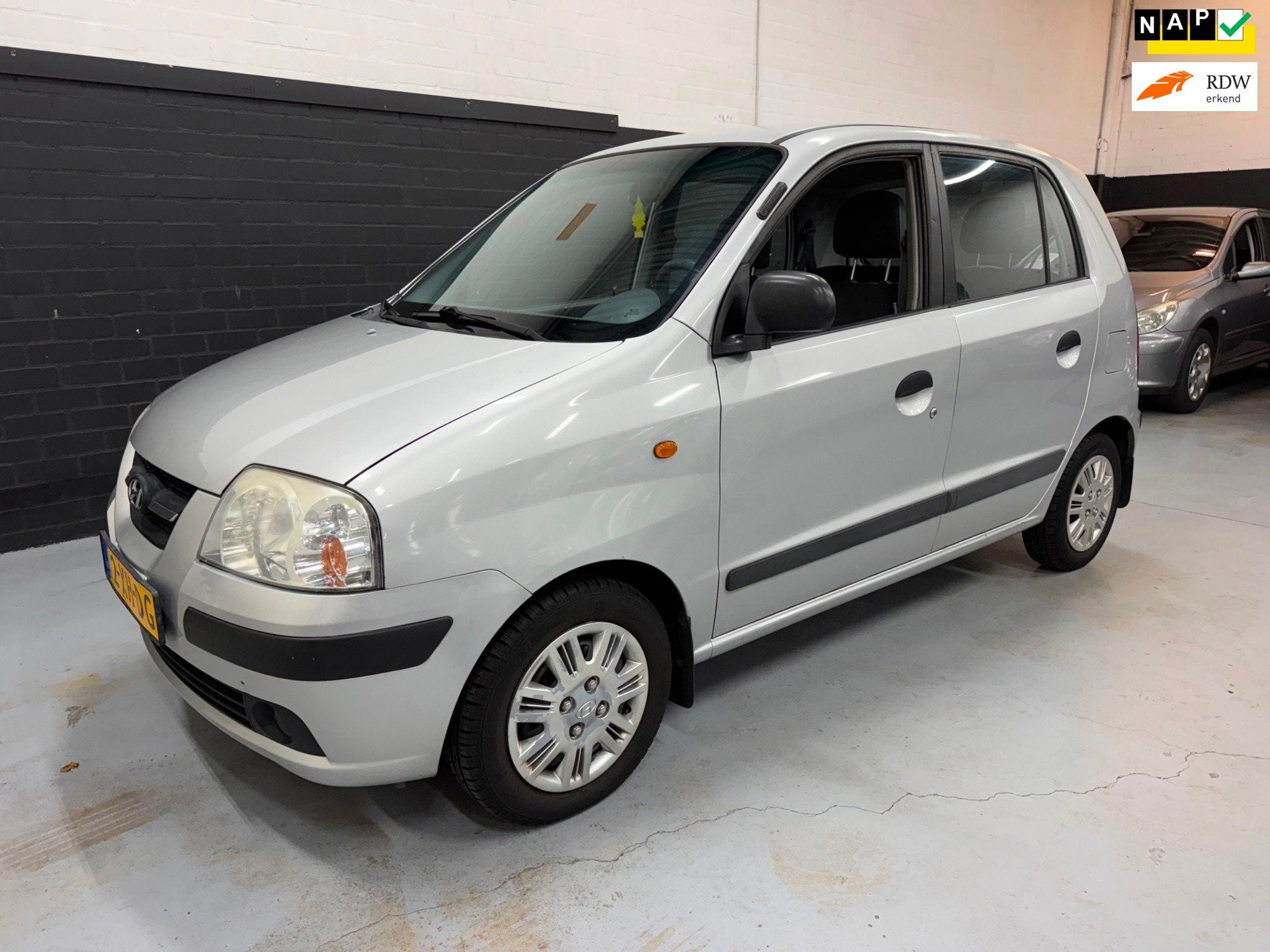 Hyundai Atos 1.1i Active Young, Voorwielaandrijving, Stof, 31 €/maand, 4 cilinders