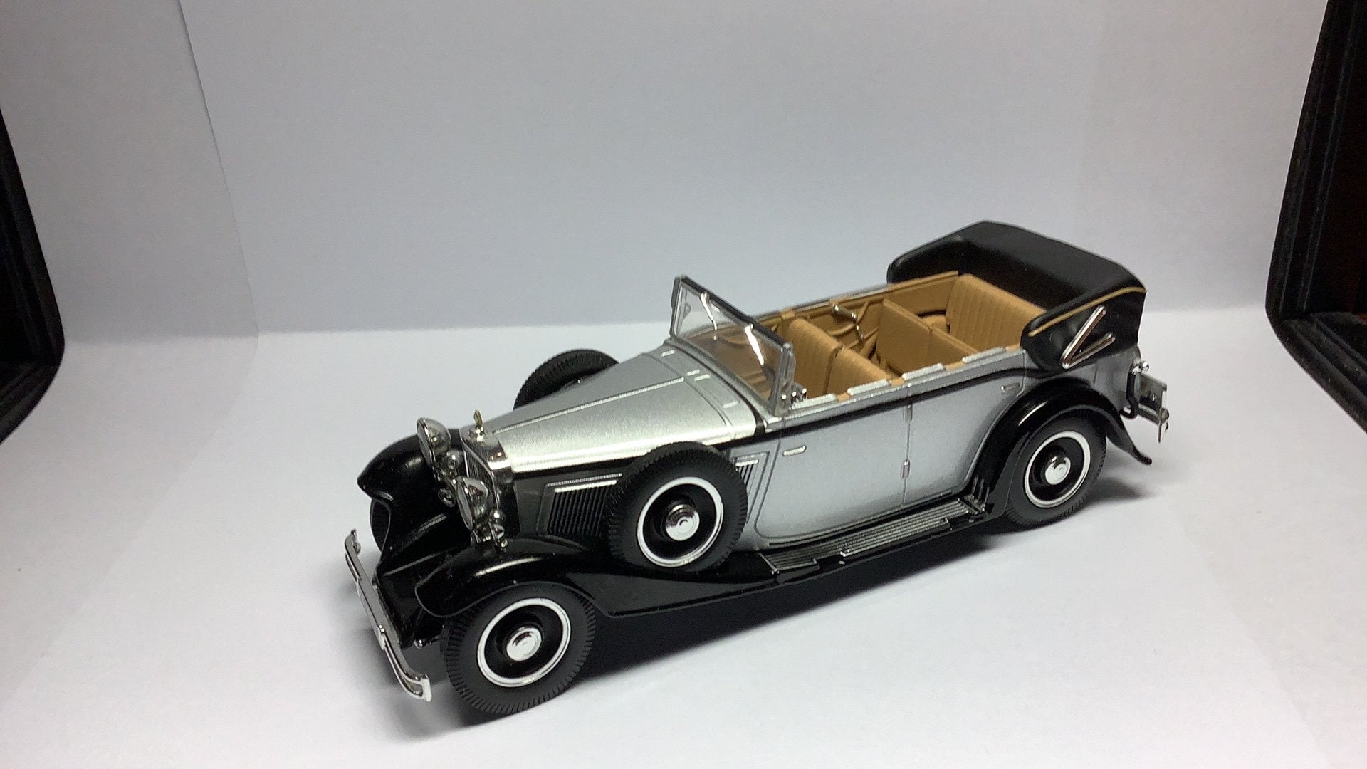IXO Maybach DS8 V12, Ophalen of Verzenden, Zo goed als nieuw, Auto, Overige merken