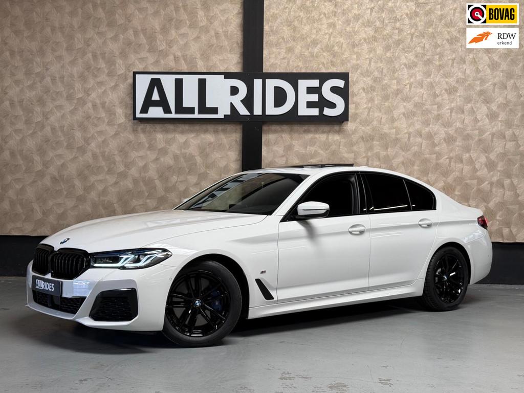 BMW 5-serie 540 i High Executive | opendak | laser | keyless, Gebruikt, Euro 6, 2000 kg, Wit