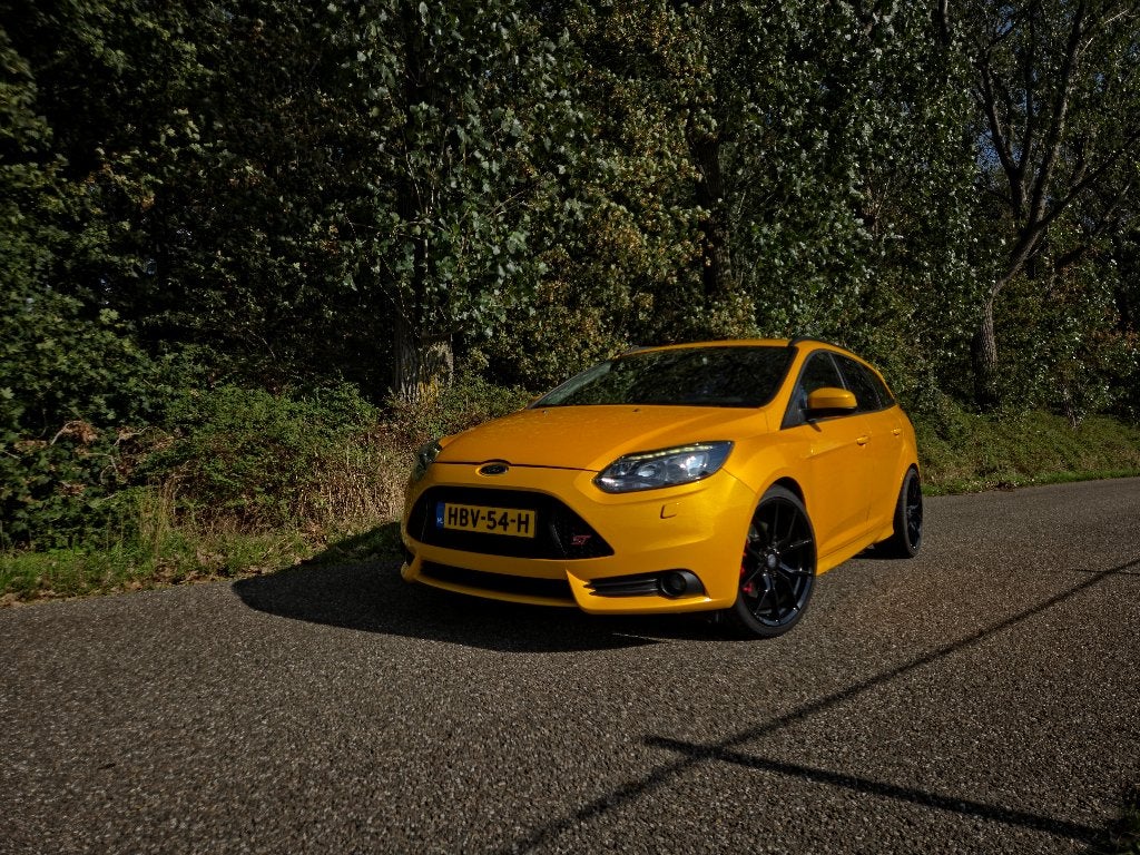 Ford Focus ST mk3 station, Auto's, Ford, Zwart, 4 cilinders, Stationwagon, Handgeschakeld