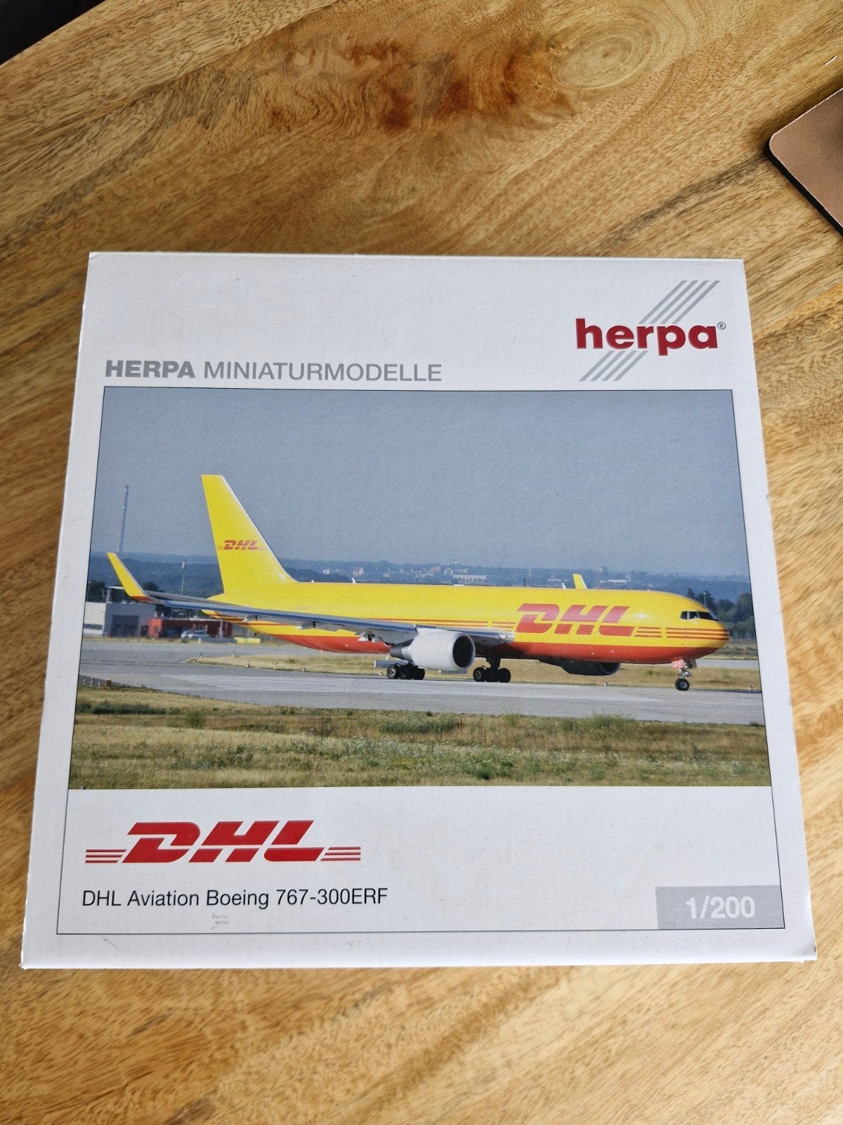 Herpa DHL Aviation Boeing 767-300ERF modelvliegtuig, Ophalen of Verzenden