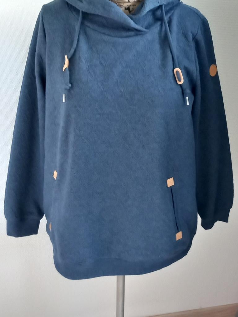 Trui/ jack Gina blauw 48/50, Blauw, Trui of Vest, Ophalen of Verzenden, Zo goed als nieuw