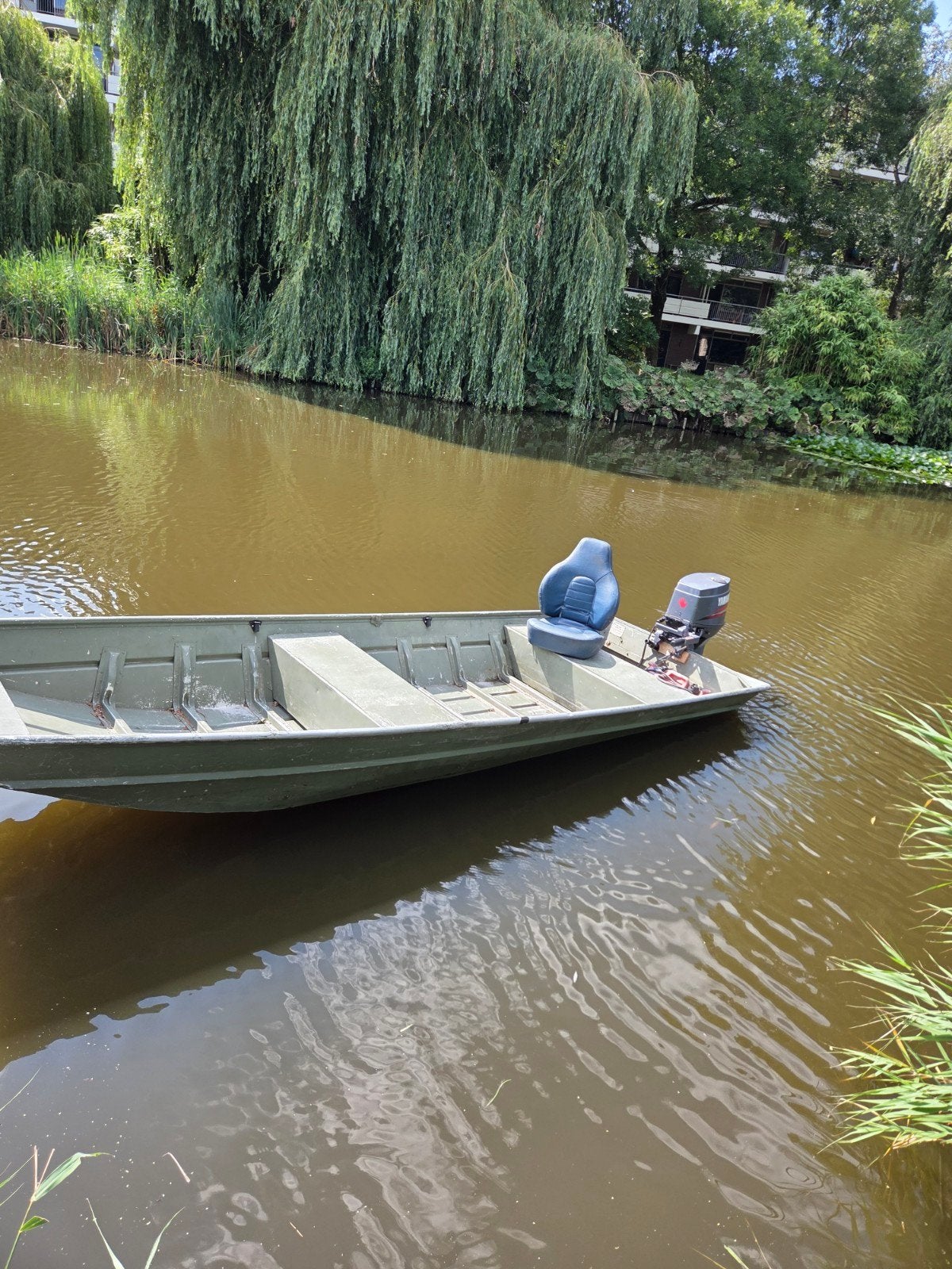 Sylvan 1436 platbodem visboot met Yamaha 25pk Autolube, Overige merken, Gebruikt, Buitenboordmotor, Aluminium