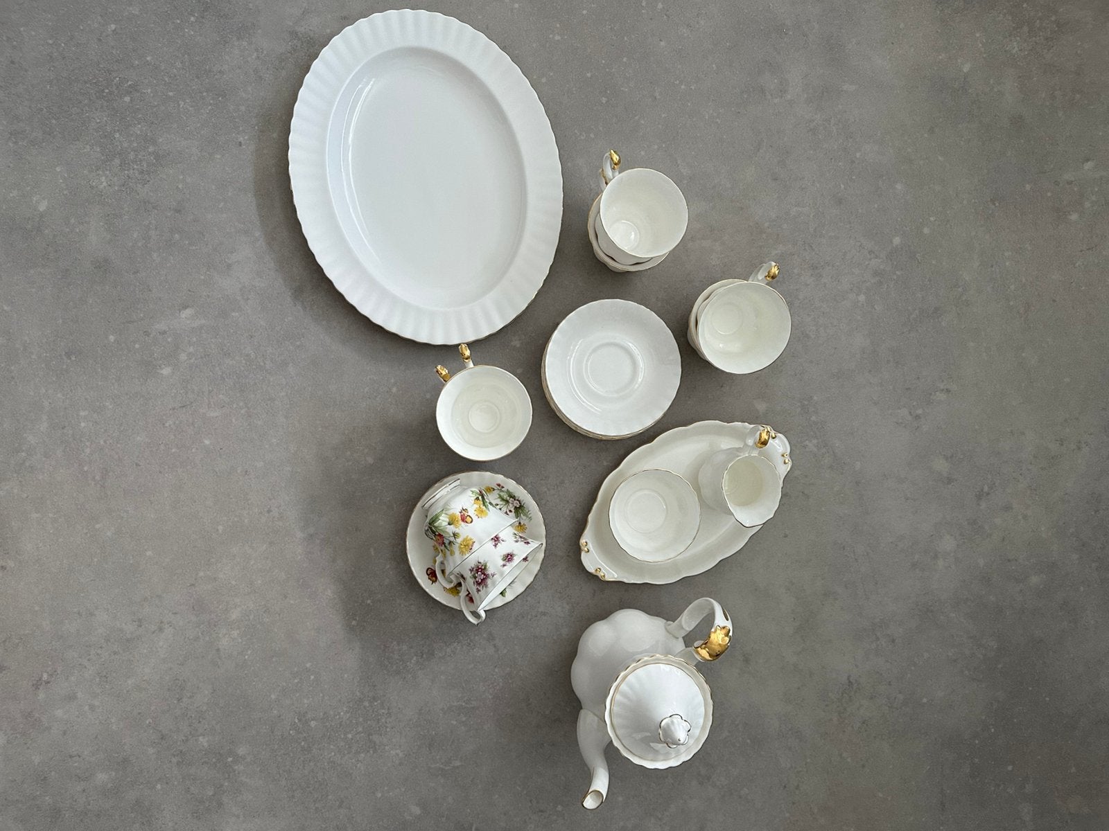 Royal Albert servies, Ophalen, Zo goed als nieuw, Royal Albert