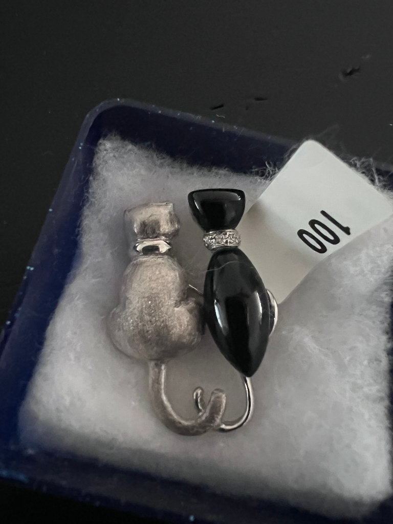 Zilveren Katten Broche met Zwarte Steen en Strass, 4 tot 7 cm, Ophalen of Verzenden, Zo goed als nieuw, Zilver