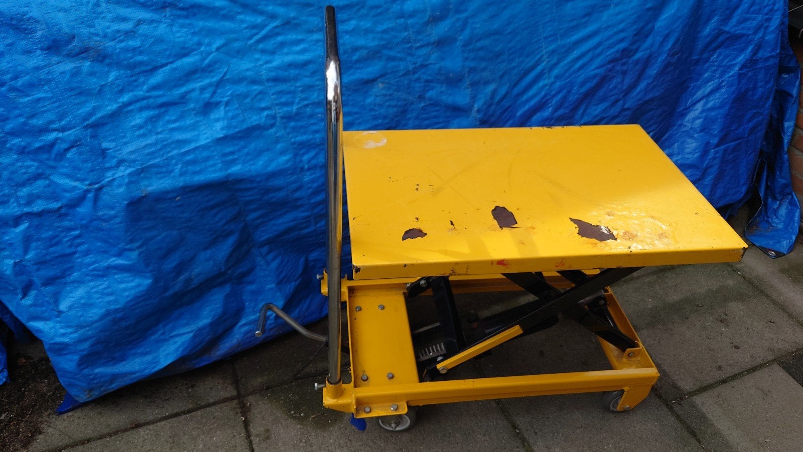 Verrijdbare heftafel / transportkar / plateauwagen, Doe-het-zelf en Verbouw, Ophalen, Gebruikt, Transportkar
