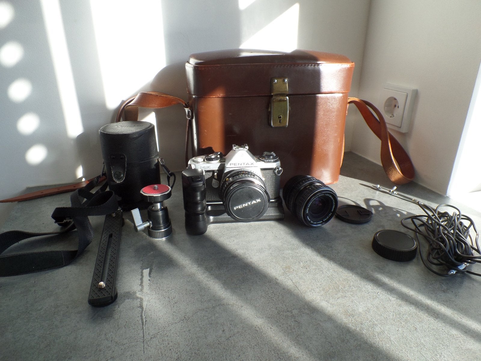 Pentax ME met 2 lenzen en een winder, Ophalen of Verzenden, Gebruikt, Spiegelreflex, Pentax