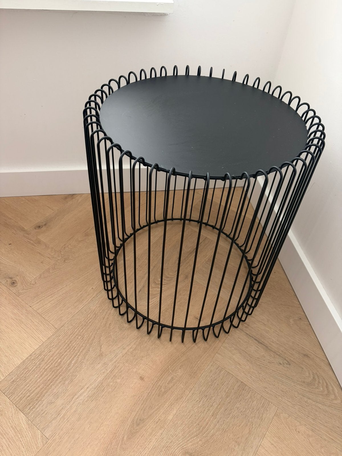 Bijzettafel 2 stuks, Minder dan 55 cm, Rond, Zo goed als nieuw, Ophalen