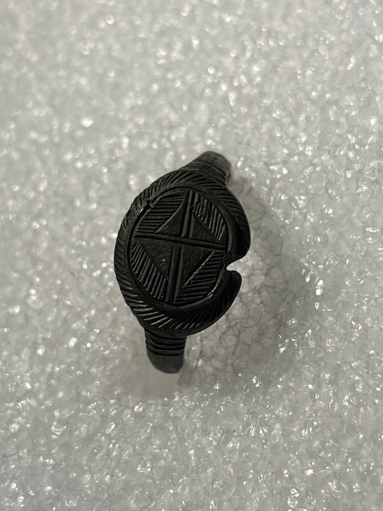 bodemvondst bronzen ring Kruisvaardersperiode, Verzenden, Brons