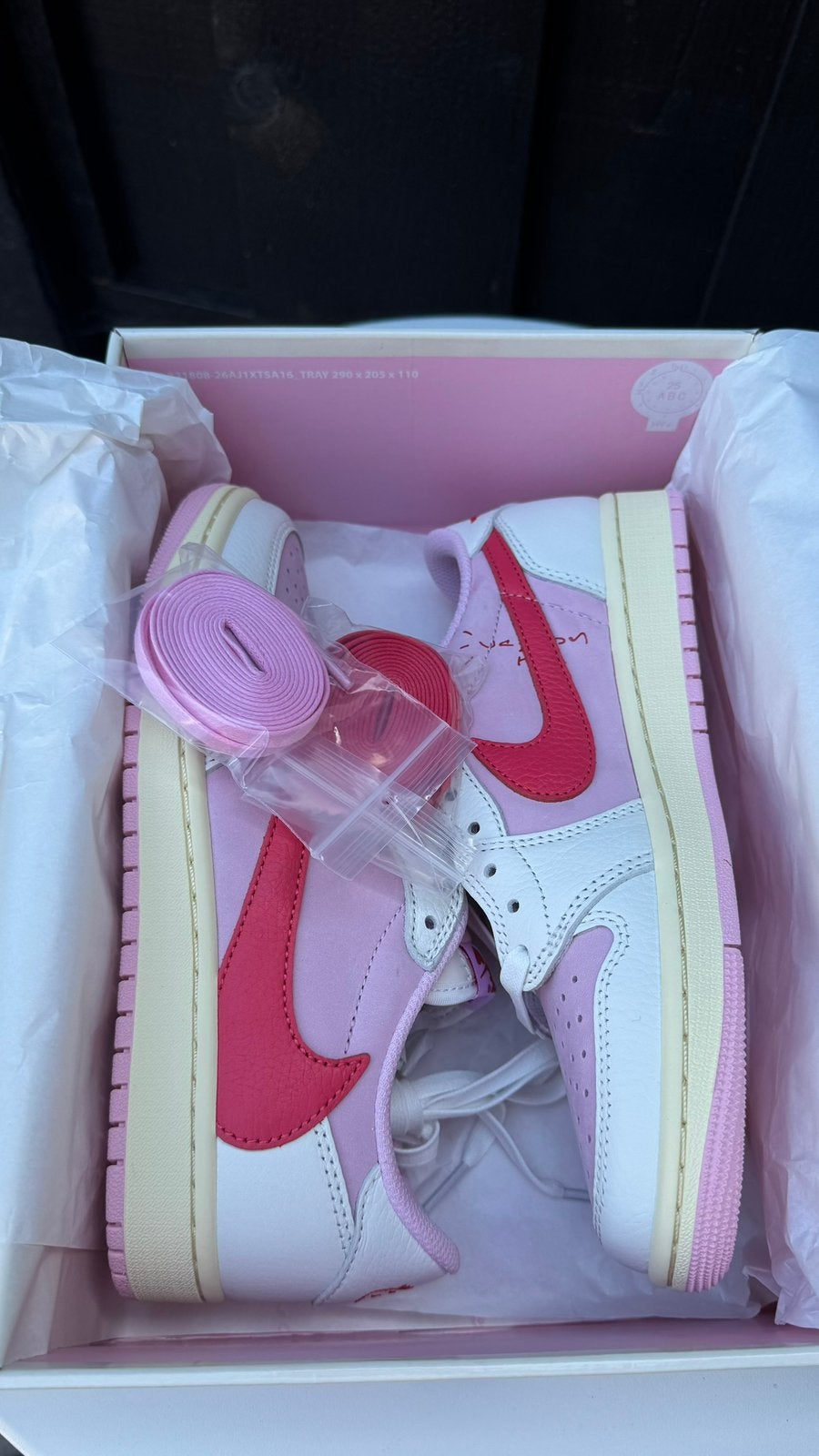 Travis scott tropical pink maat 39, Nieuw, Ophalen of Verzenden, Sneakers of Gympen, Roze