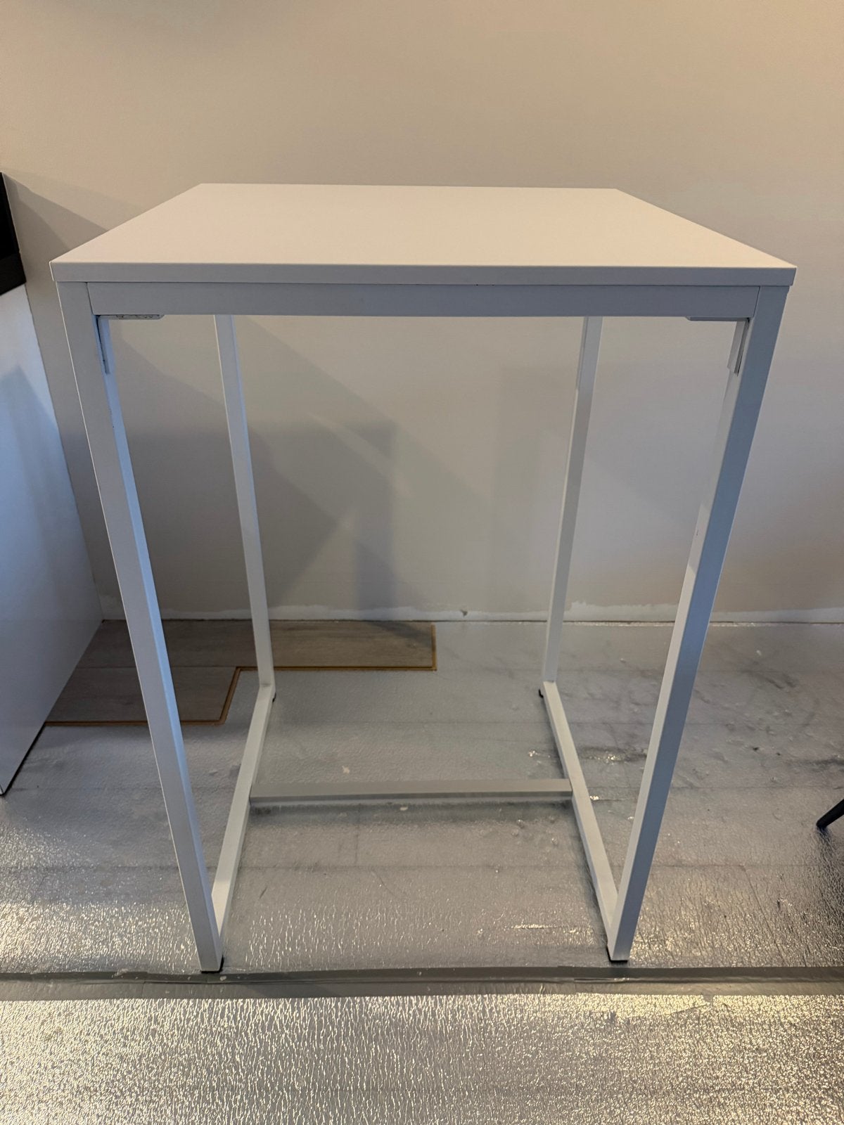 Witte Bartafel - Stijlvol, Compact & Praktisch, Ophalen, Zo goed als nieuw