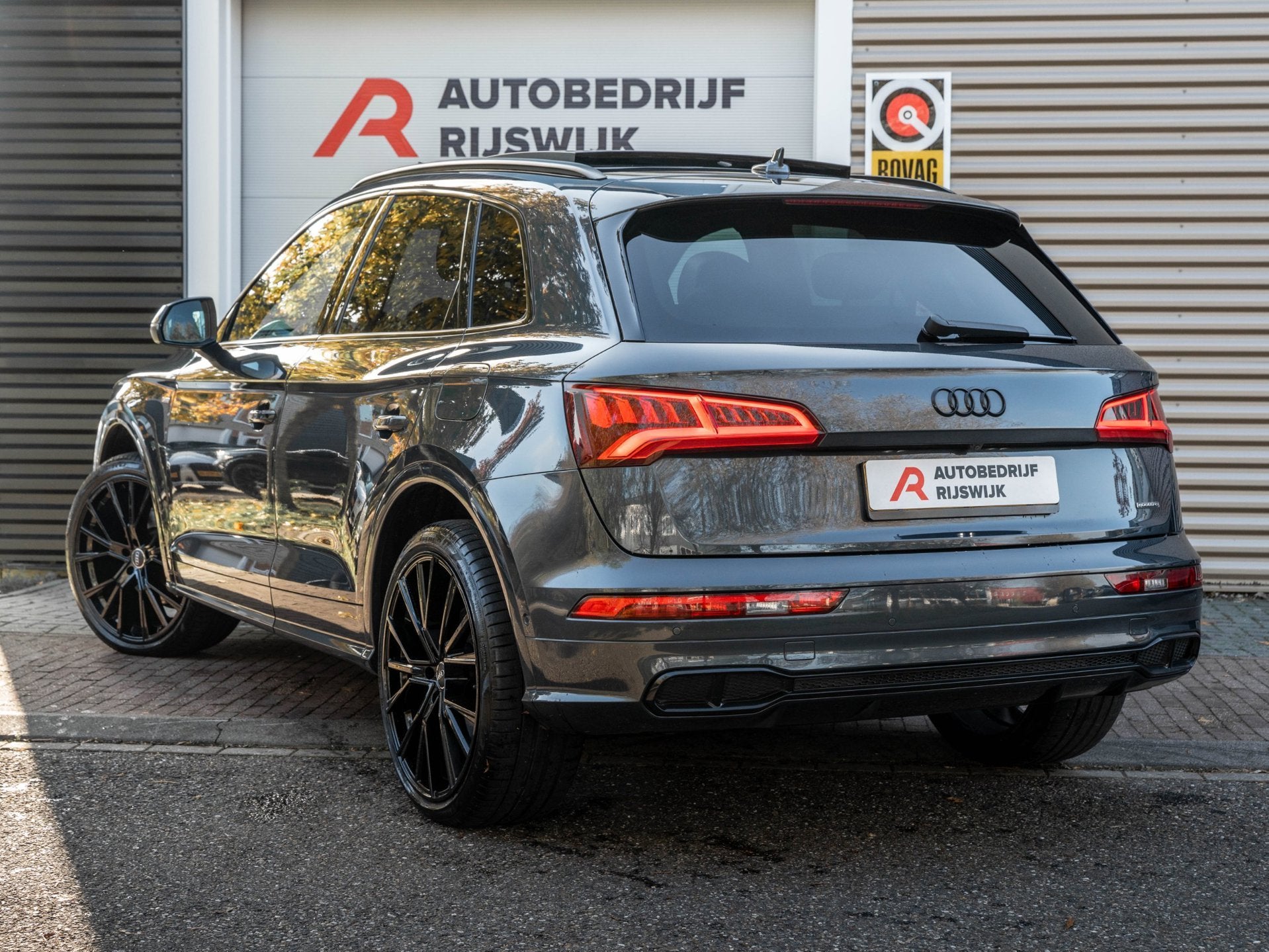 Audi Q5 55 TFSI e quattro Competition Pano/360/B&O/Keyless, Auto's, Automaat, Euro 6, 4 cilinders, Bedrijf