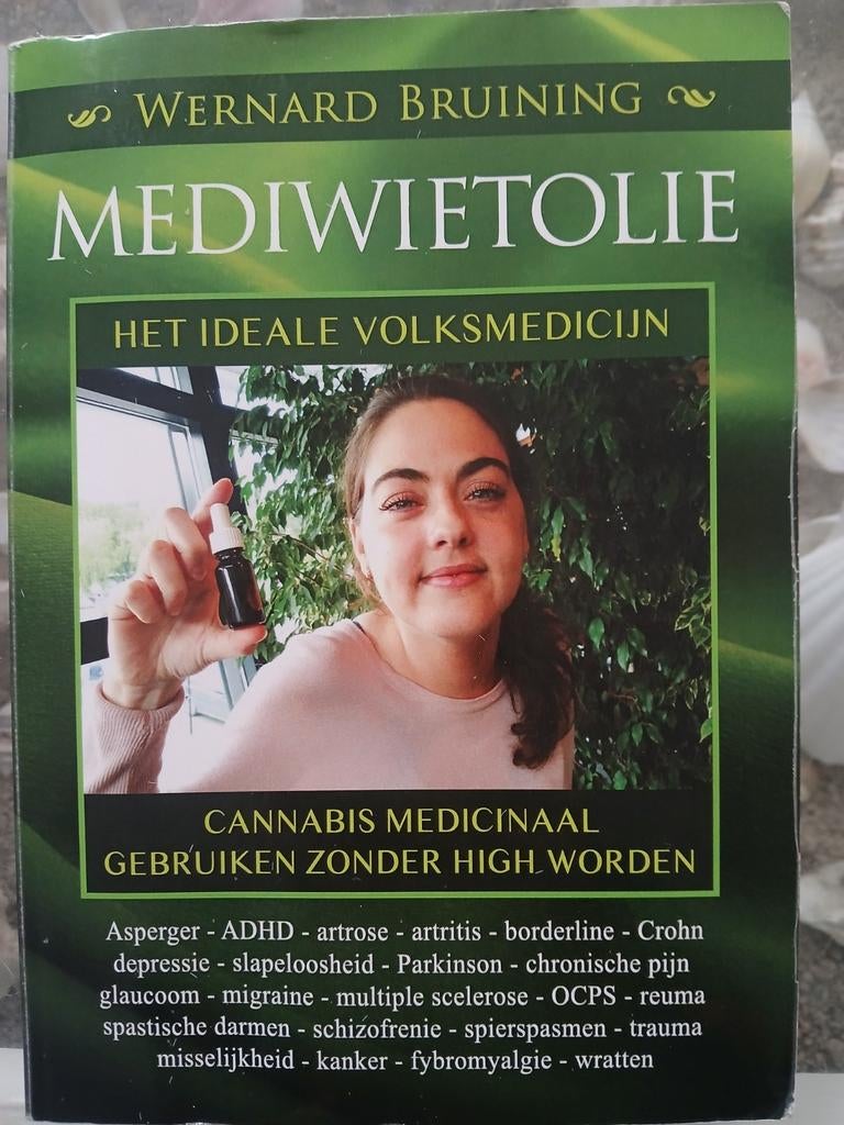 HALEN: DIY startpakket wietolie maken, Gezondheid en Conditie, Wernard Bruining, Ophalen, Gelezen