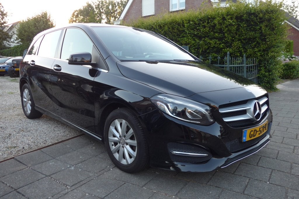 Mercedes-Benz B-Klasse 180 Ambition Automaat (bj 2015), Auto's, Mercedes-Benz, Bedrijf, Te koop, B-Klasse, ABS, Achteruitrijcamera