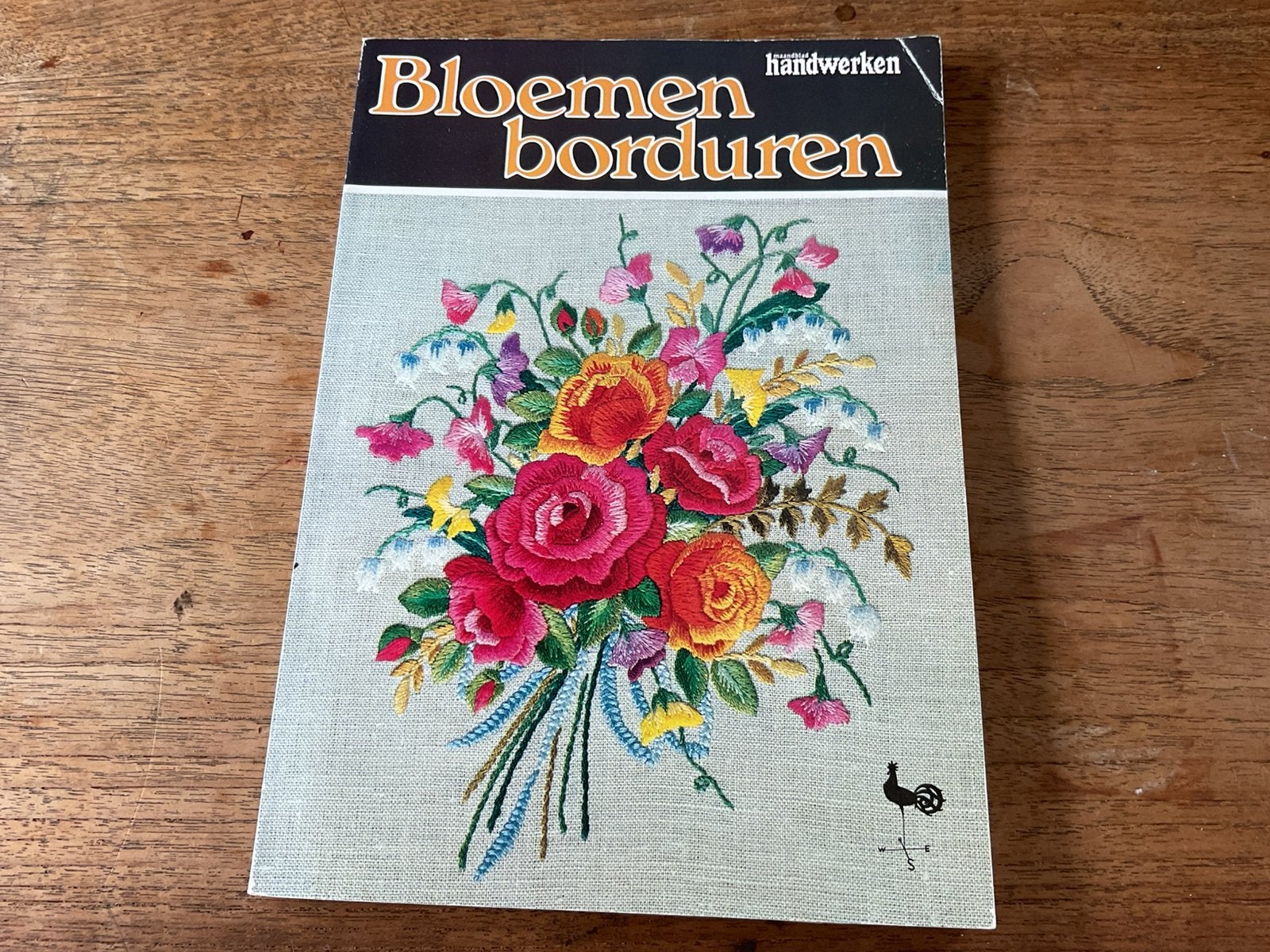 Handwerken. Bloemen borduren, Ophalen of Verzenden, Zo goed als nieuw, Patroon