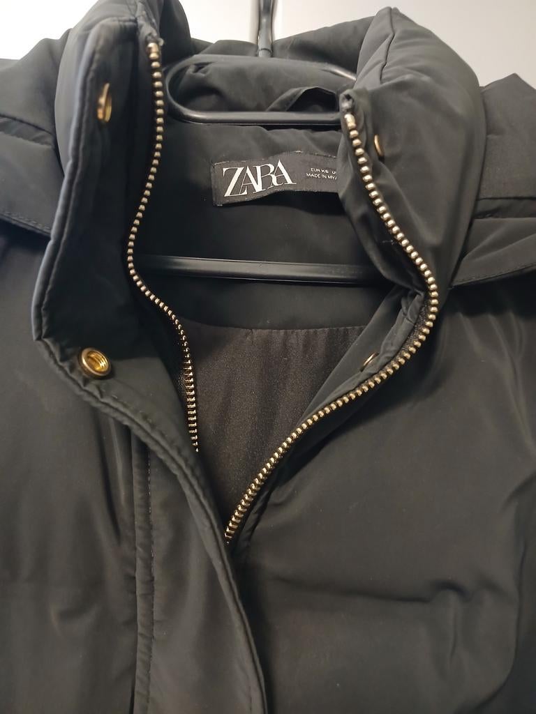 Zwarte Zara jas met capuchon, Kleding | Dames, Maat 38/40 (M), Ophalen of Verzenden, Gedragen, Zara