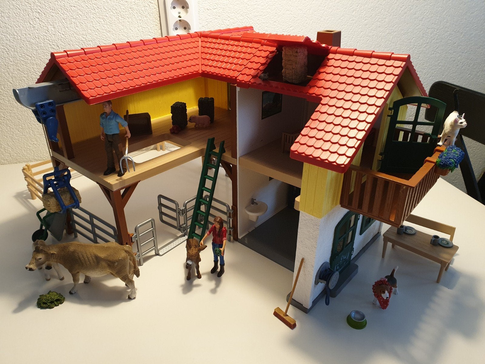Schleich Boerderij met Dieren en Accessoires 42407, Ophalen, Zo goed als nieuw, Jongen of Meisje